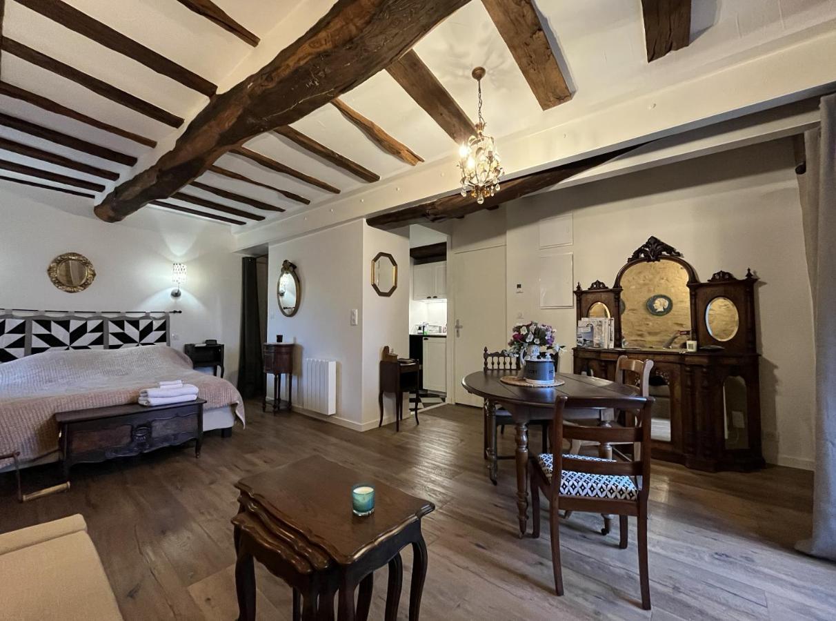 Henri& Henriette Le Studiolo D'henri Apartment *